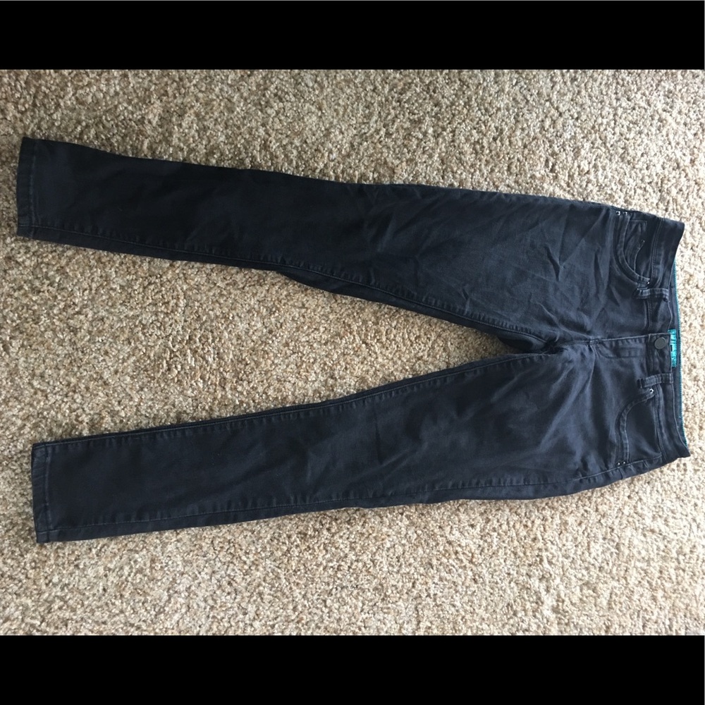 Wannabettabutt? YMI black skinny jeans